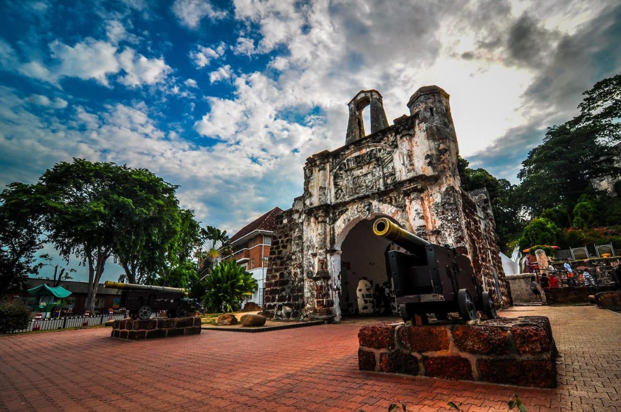 Swan Garden Hotel Malacca Bagian luar foto