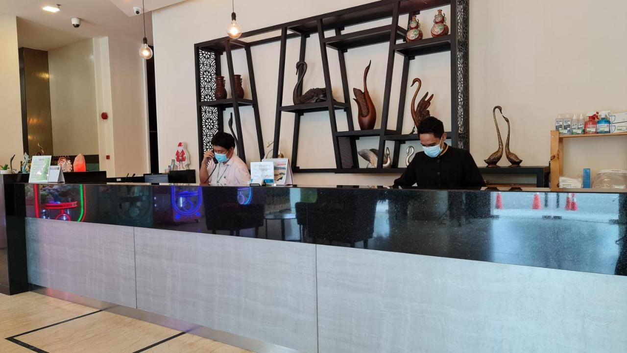 Swan Garden Hotel Malacca Bagian luar foto