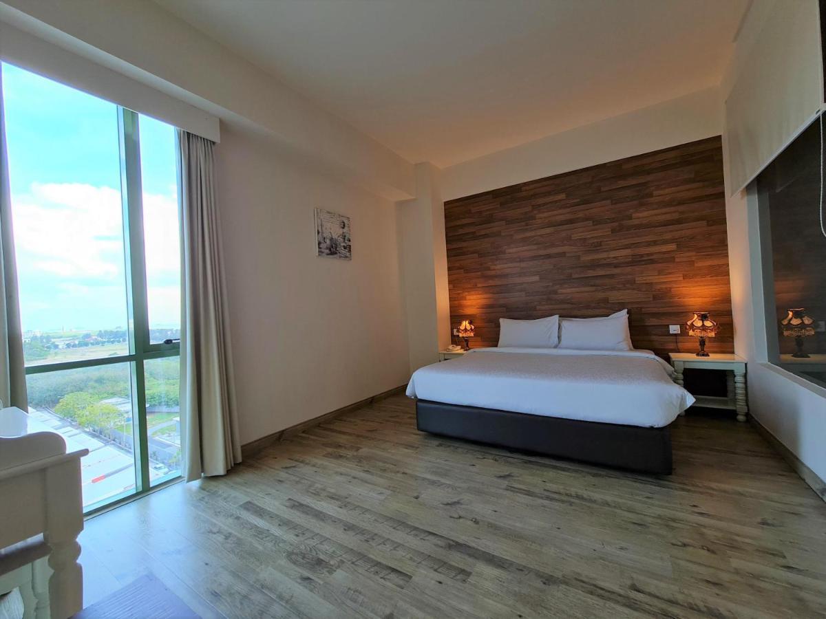 Swan Garden Hotel Malacca Bagian luar foto