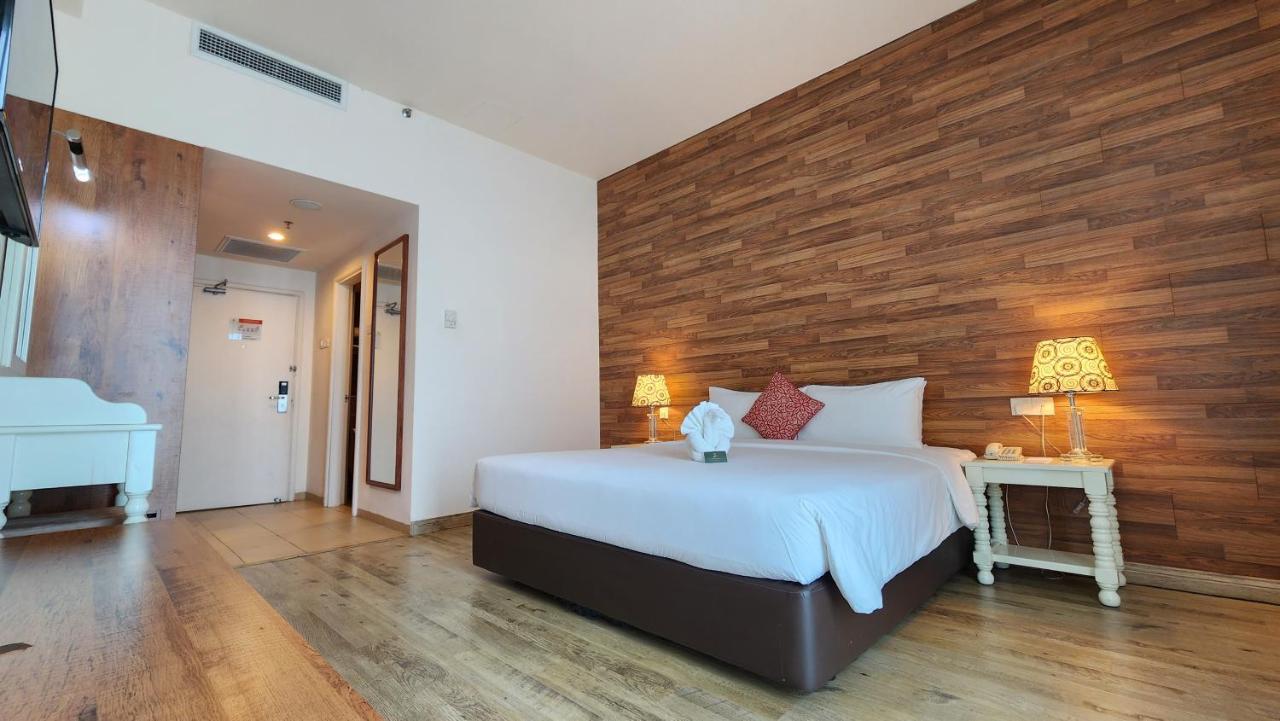 Swan Garden Hotel Malacca Bagian luar foto