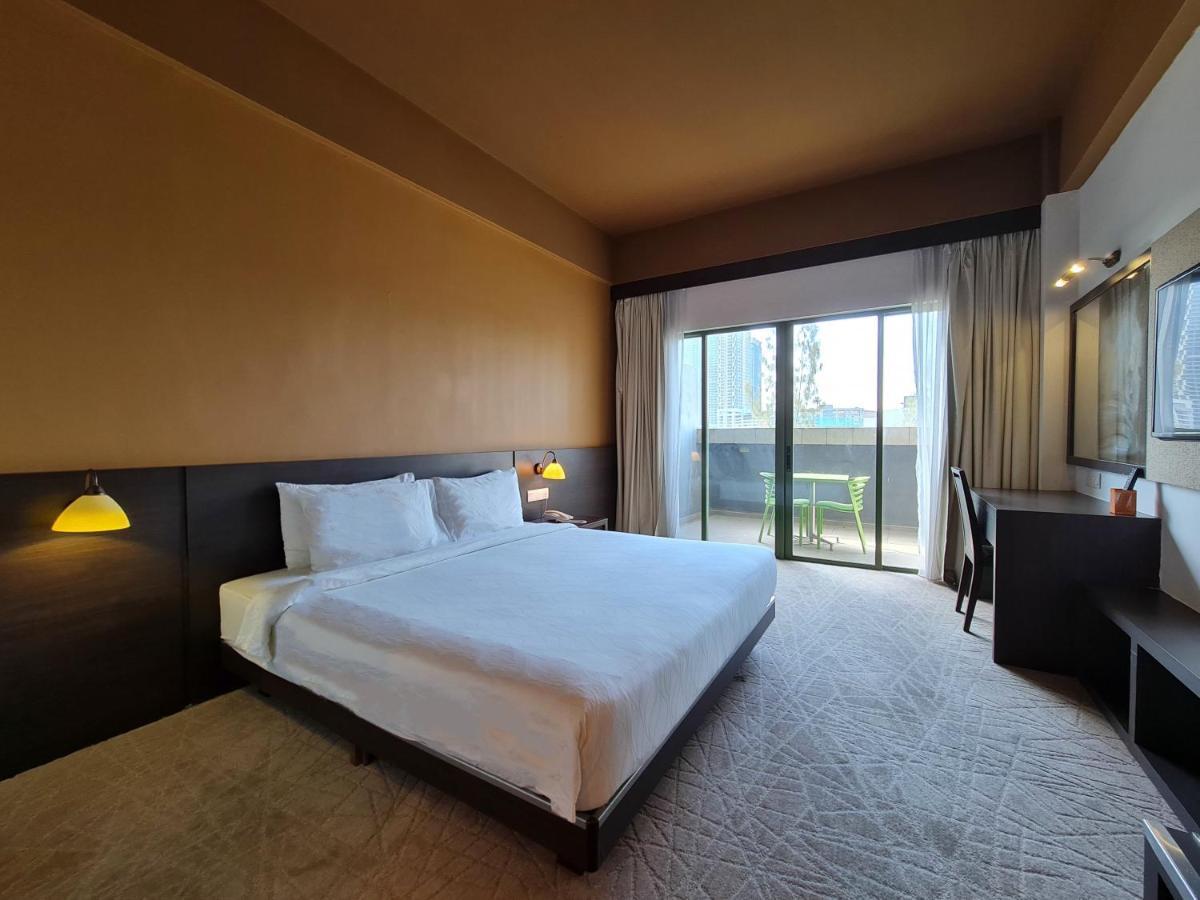 Swan Garden Hotel Malacca Bagian luar foto