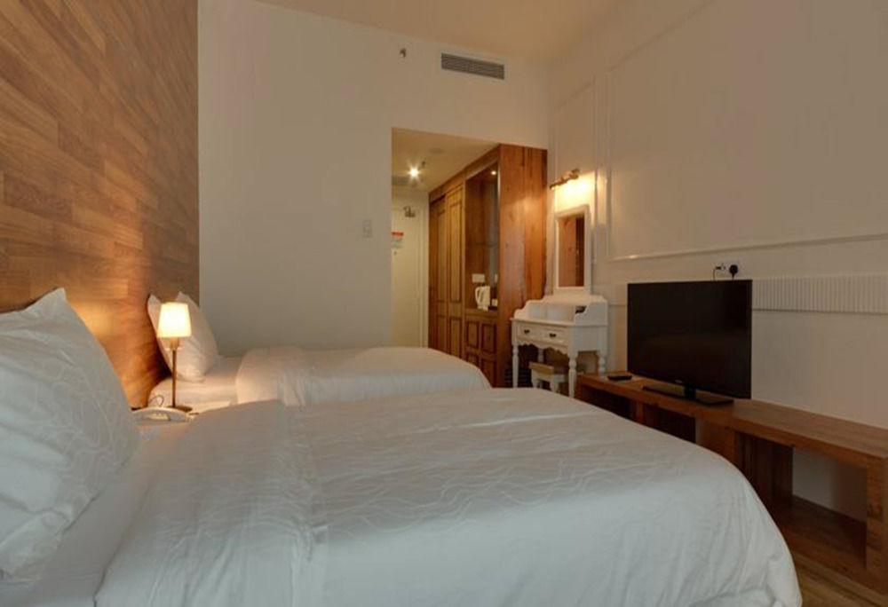 Swan Garden Hotel Malacca Bagian luar foto