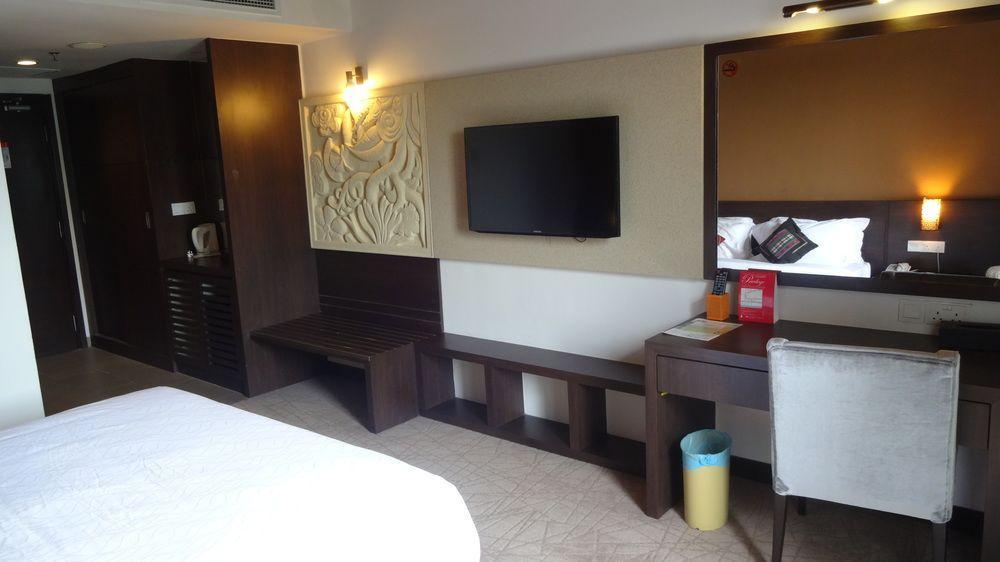 Swan Garden Hotel Malacca Bagian luar foto